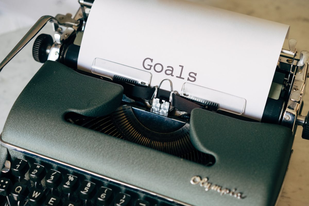 7 expert tips to set achievable marketing goals for your small business