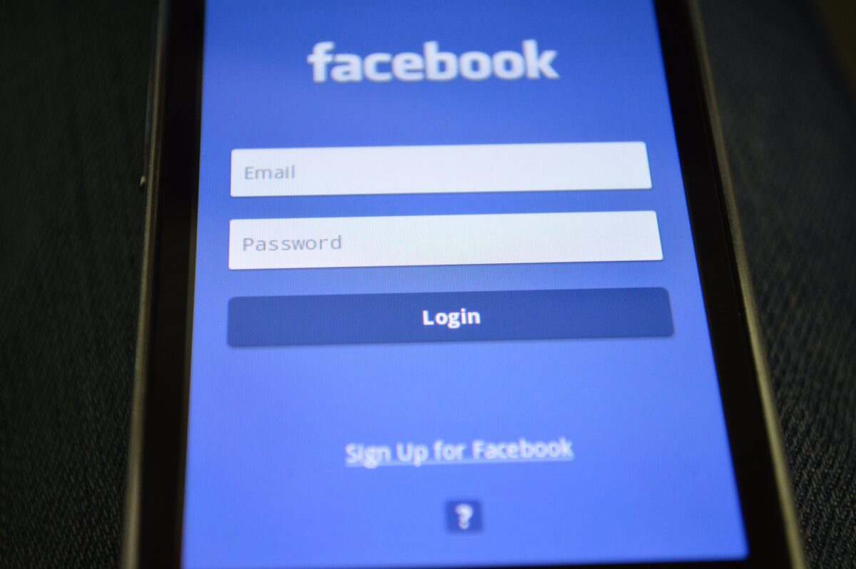 4 tips to help get you verified on Facebook