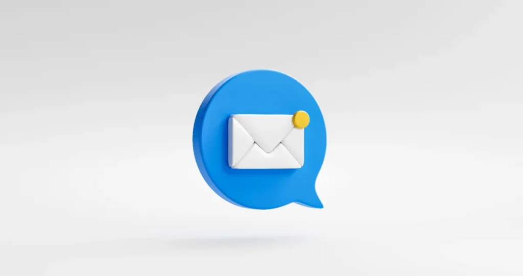 email graphic with bubble and envelope