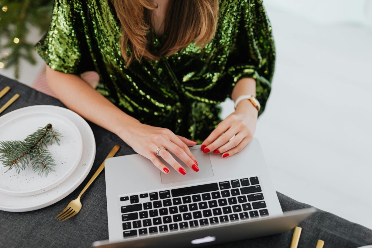 Planning your holiday email marketing campaign: A step-by-step guide